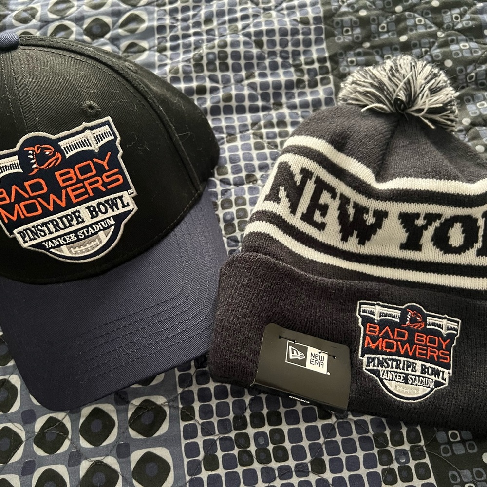 Brand new era hat and beanie minnesota gophers football bowl game